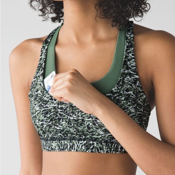 Lululemon Stuff Your Bra Mini Ripple Desert Olive Fatigue Green Size 2 W2CGSS - Picture 1 of 10